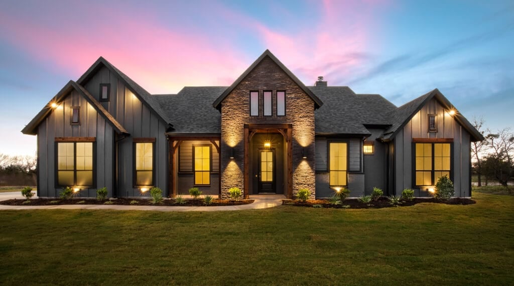Luxury exter dark