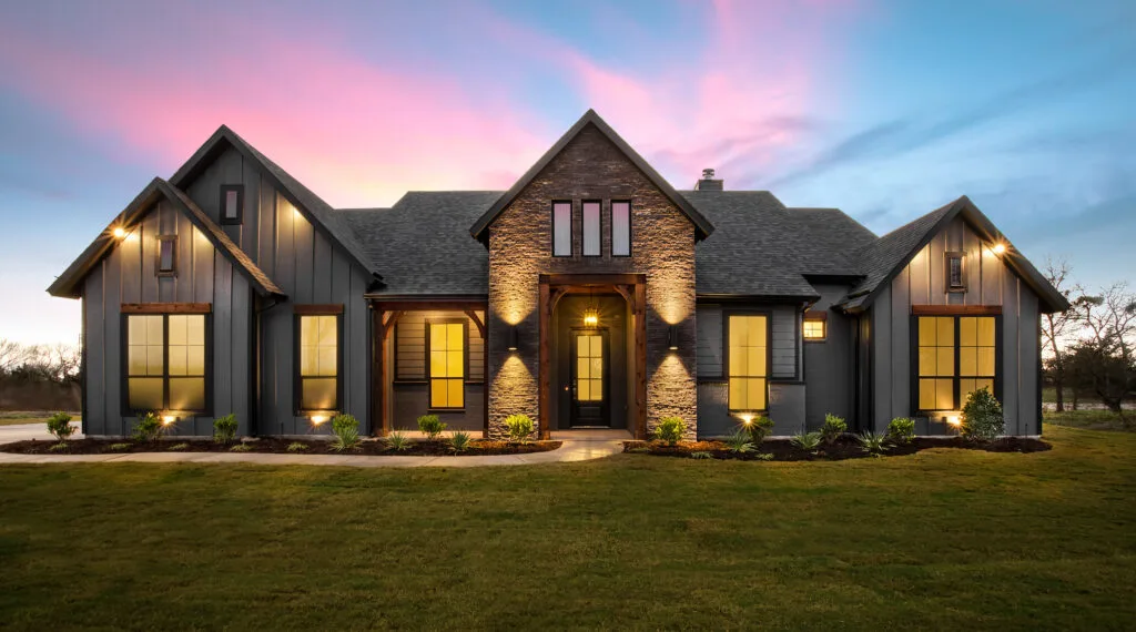 Home Buying Guide 2 Luxury exter dark